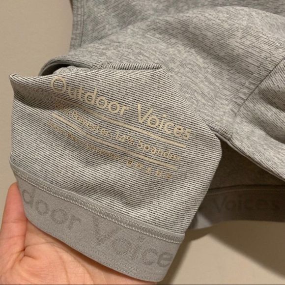 Outdoor Voices high neck crop top size small - Picture 4 of 7